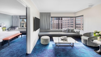 2 Double 1 Bedroom Suite Bridge View