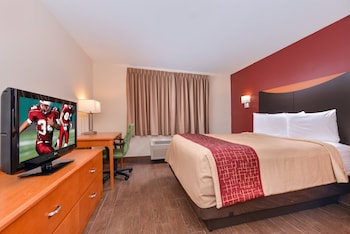 Deluxe Room, 1 Queen Bed (Smoke Free)