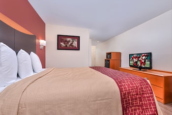 Deluxe Room, 1 Queen Bed (Smoke Free)