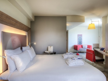 Executive Room, 1 Queen Bed