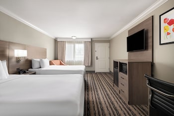 Deluxe Room, 2 Queen Beds