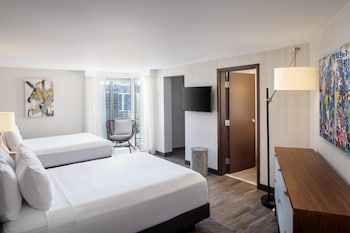 Superior Room, 2 Queen Beds (Mobility & Hearing, Accessible Bathtub)