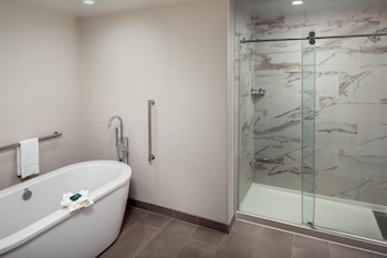 Presidential Suite, 2 Queen Beds, Non Smoking