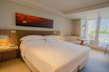 Superior Suite, 1 King Bed, Bay View