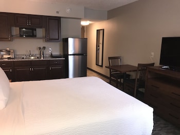 Suite, 1 King Bed, Non Smoking