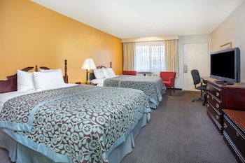 Room, 2 Queen Beds, Non Smoking