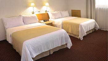 Standard Room, 2 Queen Beds