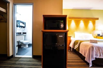 Room, 2 Queen Beds, Non Smoking