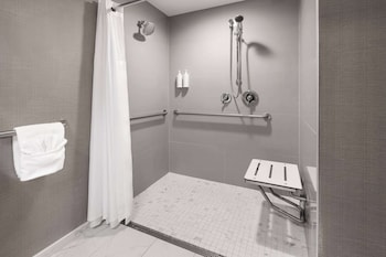 Room, 1 King Bed, Accessible, Non Smoking (Mob/Hear, Rl in Shwr, Water Vw,Patio)