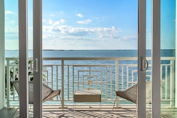 Room, 2 Queen Beds, Oceanfront