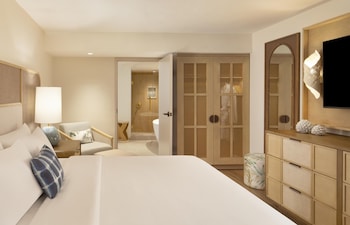 Deluxe Suite, 1 King Bed with Sofa bed, Kitchenette (Paradise Suite, Hammock Wing)