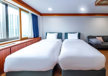Residence Twin - [Hot Deal] Check-in at 5PM/ Check-out at 9AM / No Consecutive Nights