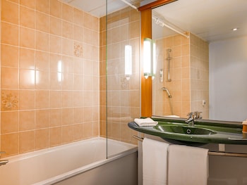 Standard Room, 3 Twin Beds