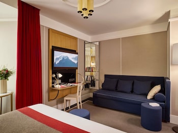 Junior Suite, Multiple Beds (Lounge)