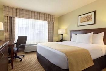 Room, 1 Queen Bed, Accessible, Non Smoking (Roll-in Shower)
