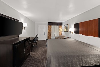 Standard Room, 1 King Bed, Bathtub