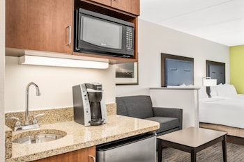 Suite, Multiple Beds