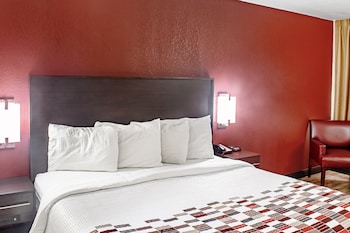 Superior Room, 1 King Bed (Jetted Tub, Smoke Free)