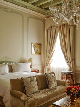 Suite (Dogaressa)