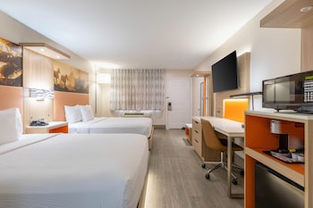 Room, 2 Queen Beds, Accessible, Non Smoking (Mobility,Tub w/Grab Bars)