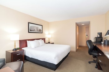 Standard Room, 1 King Bed