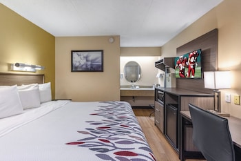 Deluxe Room, 1 King Bed (Smoke Free)