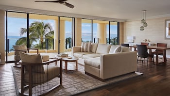 Elite Ocean Front Two Bedroom Suite