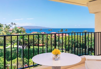Club Ocean View Room