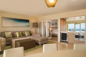 Suite, 2 Queen Beds (Lanai)