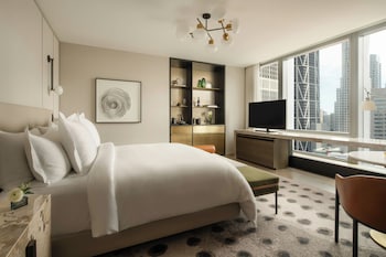 Premier Room, 1 King Bed, Accessible