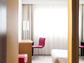Family Room, Multiple Beds