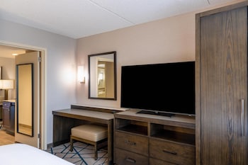 One King Bed, Non-Smoking