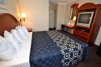 Standard Room, 1 Queen Bed