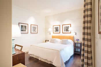Gallery Room