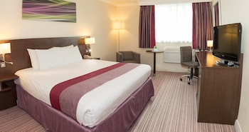 Standard Room, 1 Queen Bed
