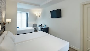 Family Triple Room