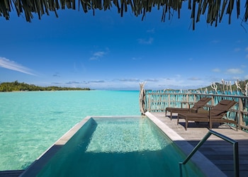 Room, 1 King Bed, Beach View, Overwater (Private Pool)