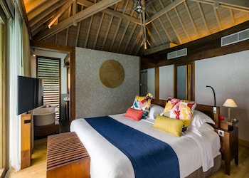 Room, Multiple Beds, Overwater (Bora Bora Island View)