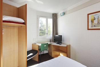 Standard Double Room, Multiple Beds