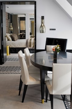 Apartment, 1 Double Bed, City View (Couture)