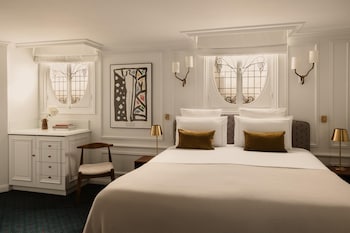 Privilege Room