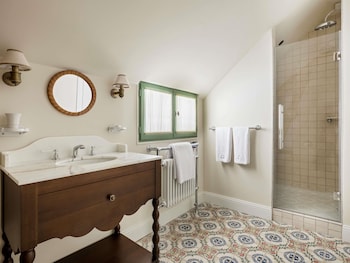 LA FERME - Cottage Room, 1 King bed