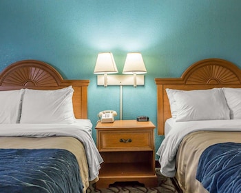 Standard Double Room, 2 Double Beds, Non Smoking