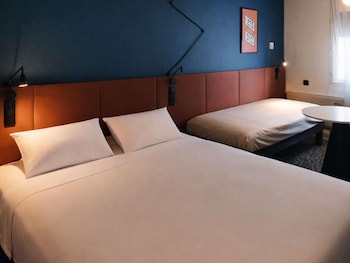 Superior Room, Multiple Beds