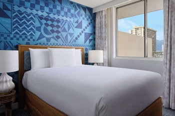 Suite, 2 Bedrooms (1 Bath)