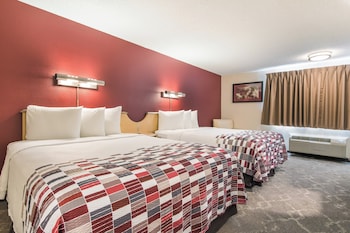 Standard Room, 2 Queen Beds, Accessible (Roll-In Shower, Smoke Free)