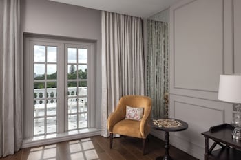Premium Room, 1 Queen Bed, Non Smoking, Tower