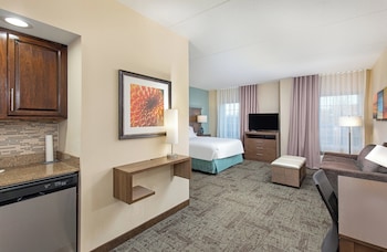 Studio Suite, 1 Queen Bed
