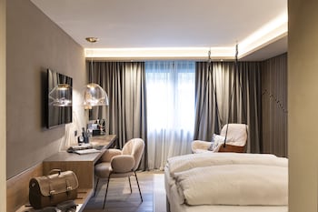 Design Double Room (Innsbruck)