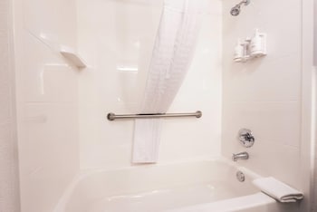 Room, 2 Double Beds, Accessible, Non Smoking (Mobility/Hearing Accessible)